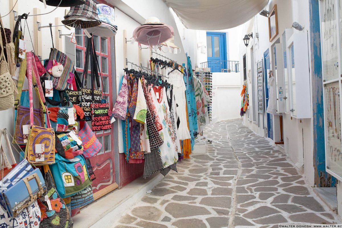 Old street market Naxos city