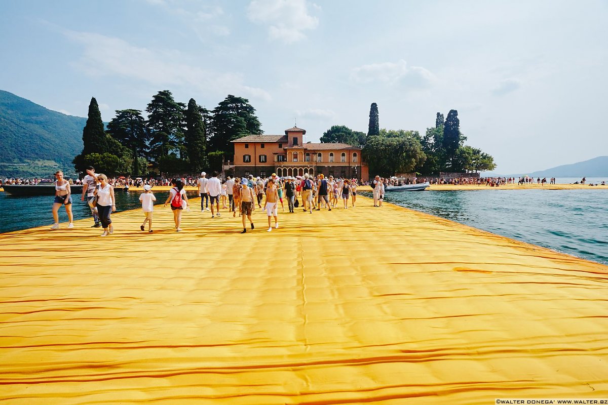 The Floating Piers