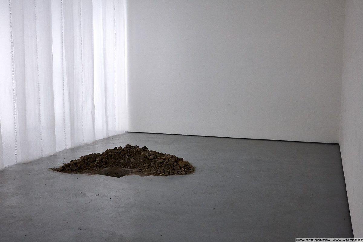 Foto racconto della Biennale di Architettura 2016: Reporting from the front