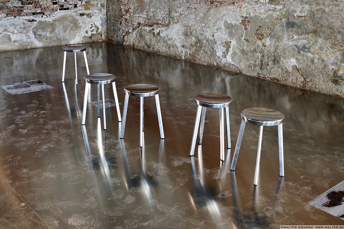 Foto racconto della Biennale di Architettura 2016: Reporting from the front