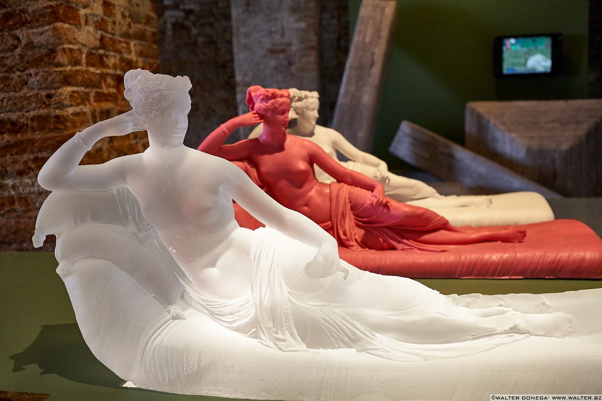 Foto racconto della Biennale di Architettura 2016: Reporting from the front