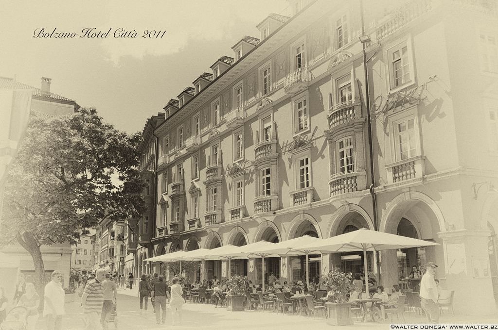 Hotel citta Bolzano in cartolina