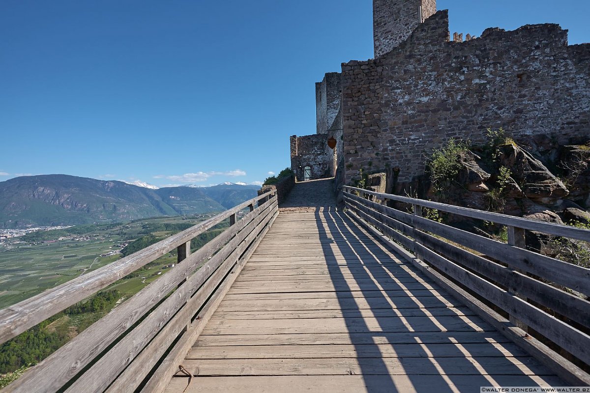 Castel Hocheppan La via dei castelli di Appiano - Castel Boymont e Castel Hocheppan