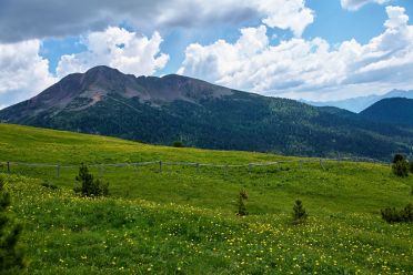 Escursione dal Passo Oclini al Corno Bianco