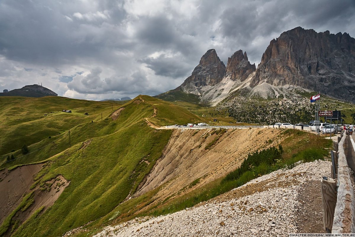  Giro dei passi dolomitici in moto attorno al Gruppo del Sella