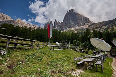 Escursione alla malga Haniger Schweige ai piedi del Catinaccio