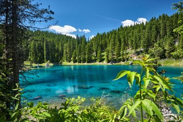 Lago di Carezza in primavera