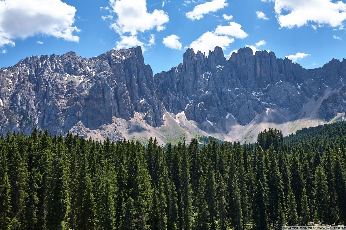  Lago di Carezza in primavera