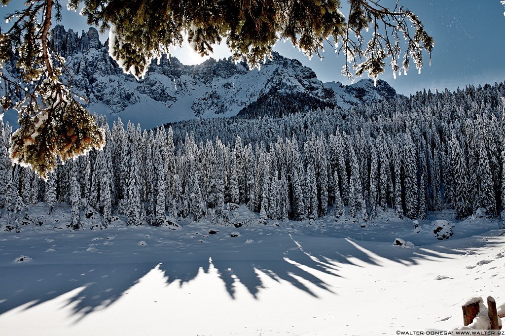 09 Lago di Carezza e passo Costalunga in mezzo alla neve