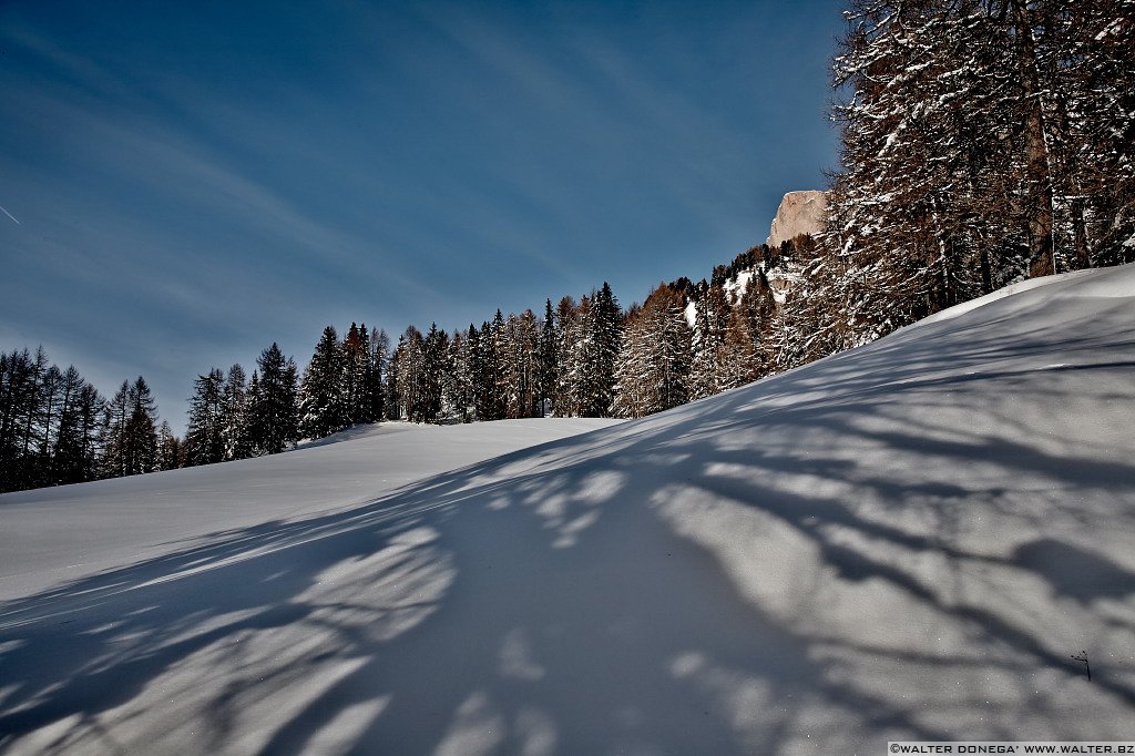 22 Lago di Carezza e passo Costalunga in mezzo alla neve