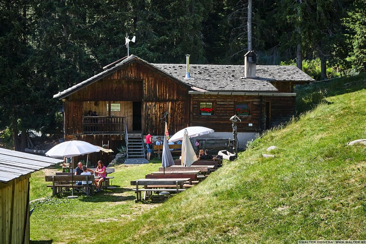 Malga Ramitzler Schwaige Laion Val Gardena