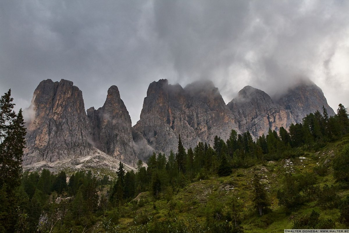 Le Odle Escursione a Malga Casnago sul sentiero delle Odle