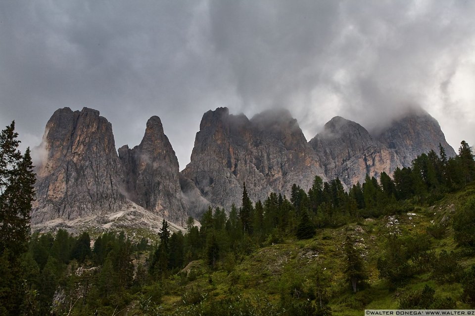 Le Odle Escursione a Malga Casnago sul sentiero delle Odle