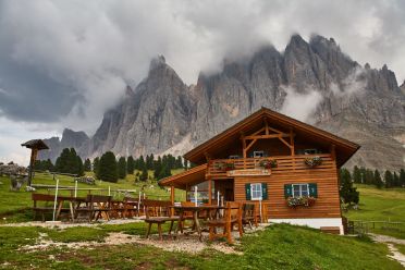 Escursione a Malga Casnago sul sentiero delle Odle