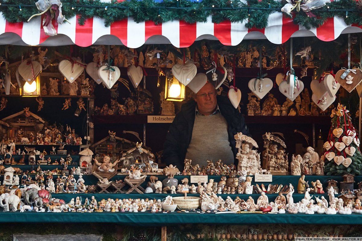  Mercatino di Natale di Bolzano...non solo palle.