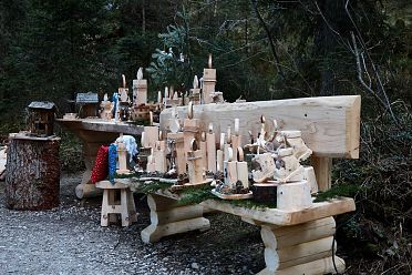 Il mercatino di Natale al lago di Carezza