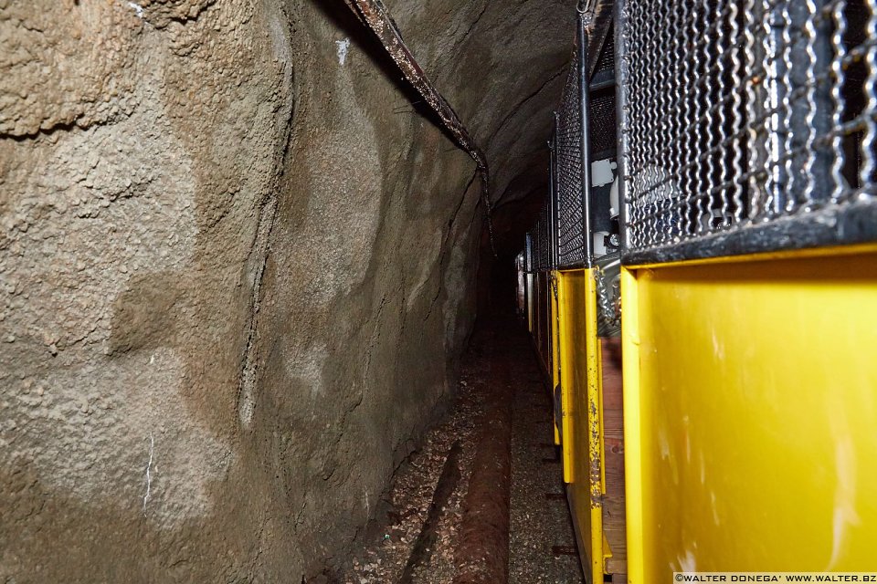 Dentro la montagna per 3 km Tour del minatore al mondo delle miniere di Ridanna Monteneve