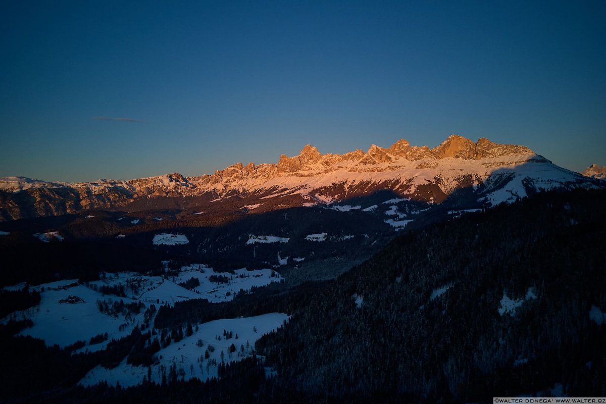  Passeggiata da Obereggen al lago di Carezza con la neve