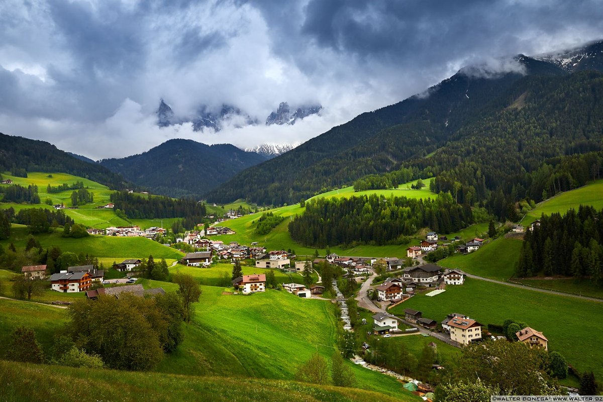 Escursione panoramica a Santa Maddalena Val di Funes