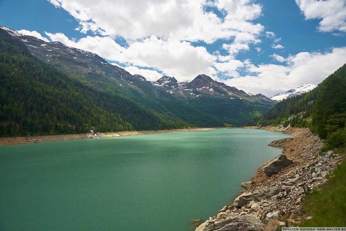 Il lago di Gioveretto Val Martello sino ai piedi del Cevedale