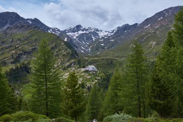 Val Martello sino ai piedi del Cevedale