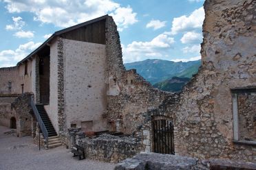 Castel Beseno