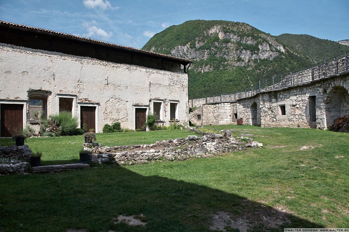 34 Castel Beseno