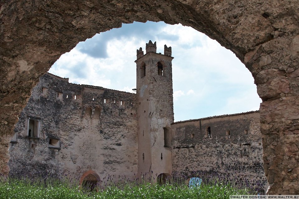 38 Castel Beseno