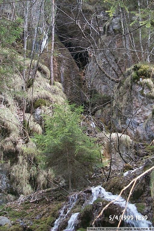 06 Passeggiata da Fondo a Dovena nella valle del torrente Novella 1999-2013