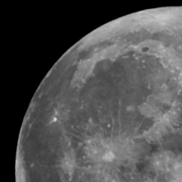 Foto alla luna con telescopio