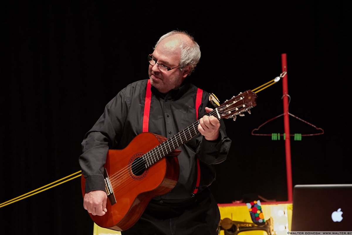  Spettacolo teatrale "La Guerra dei Calzini"