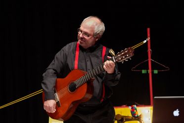 Spettacolo teatrale "La Guerra dei Calzini"