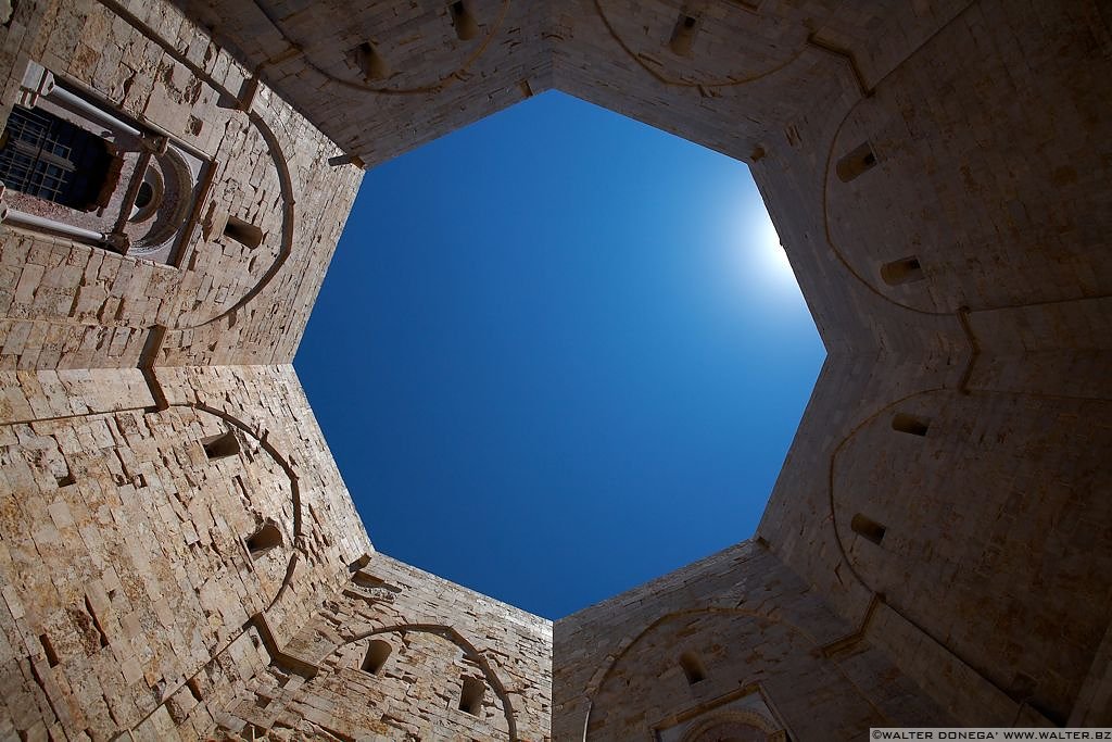 Castel del Monte Puglia - 04 Castel del Monte Puglia