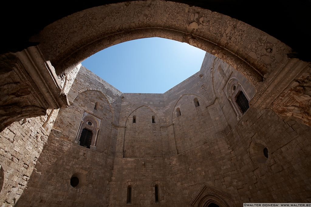 Castel del Monte Puglia - 06 Castel del Monte Puglia