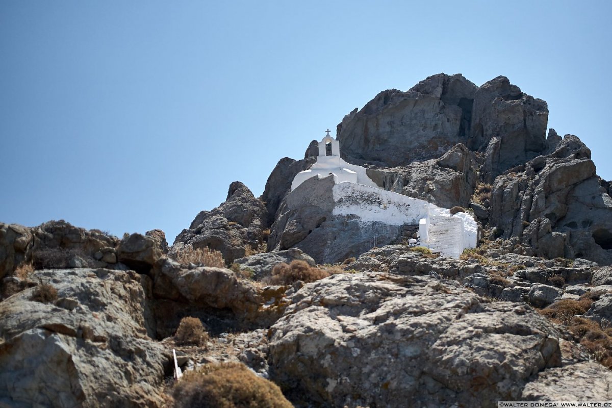 La cappelgrotta Theologaki Arte sacra e profana