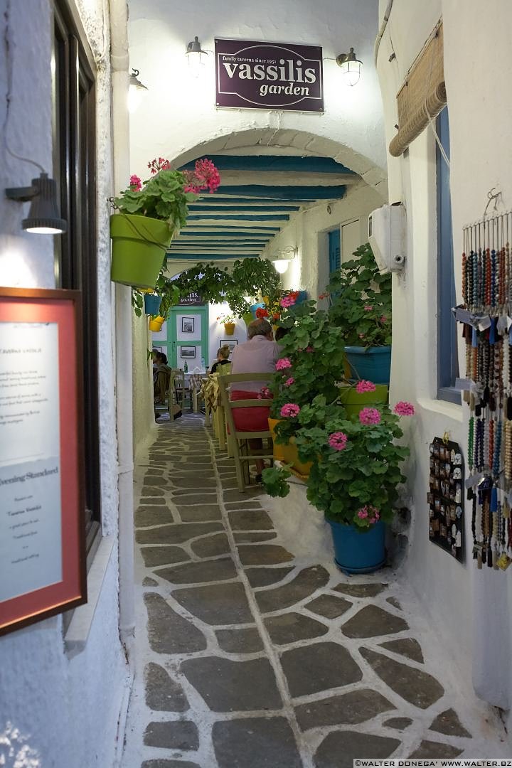 Old street market Naxos city