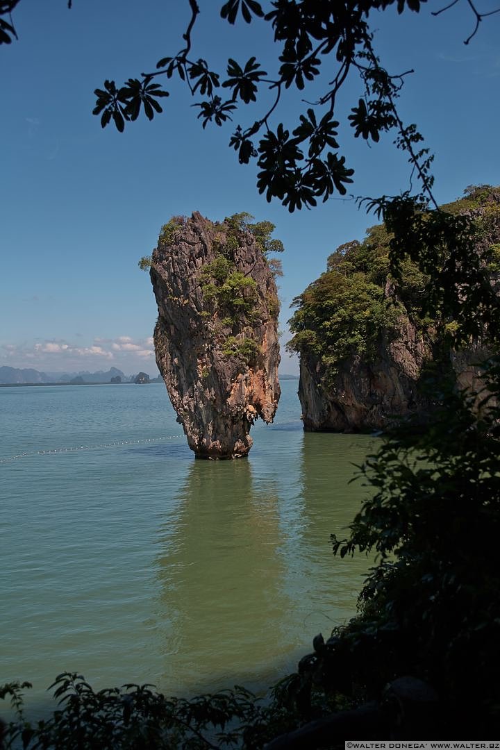 F17 James Bond island