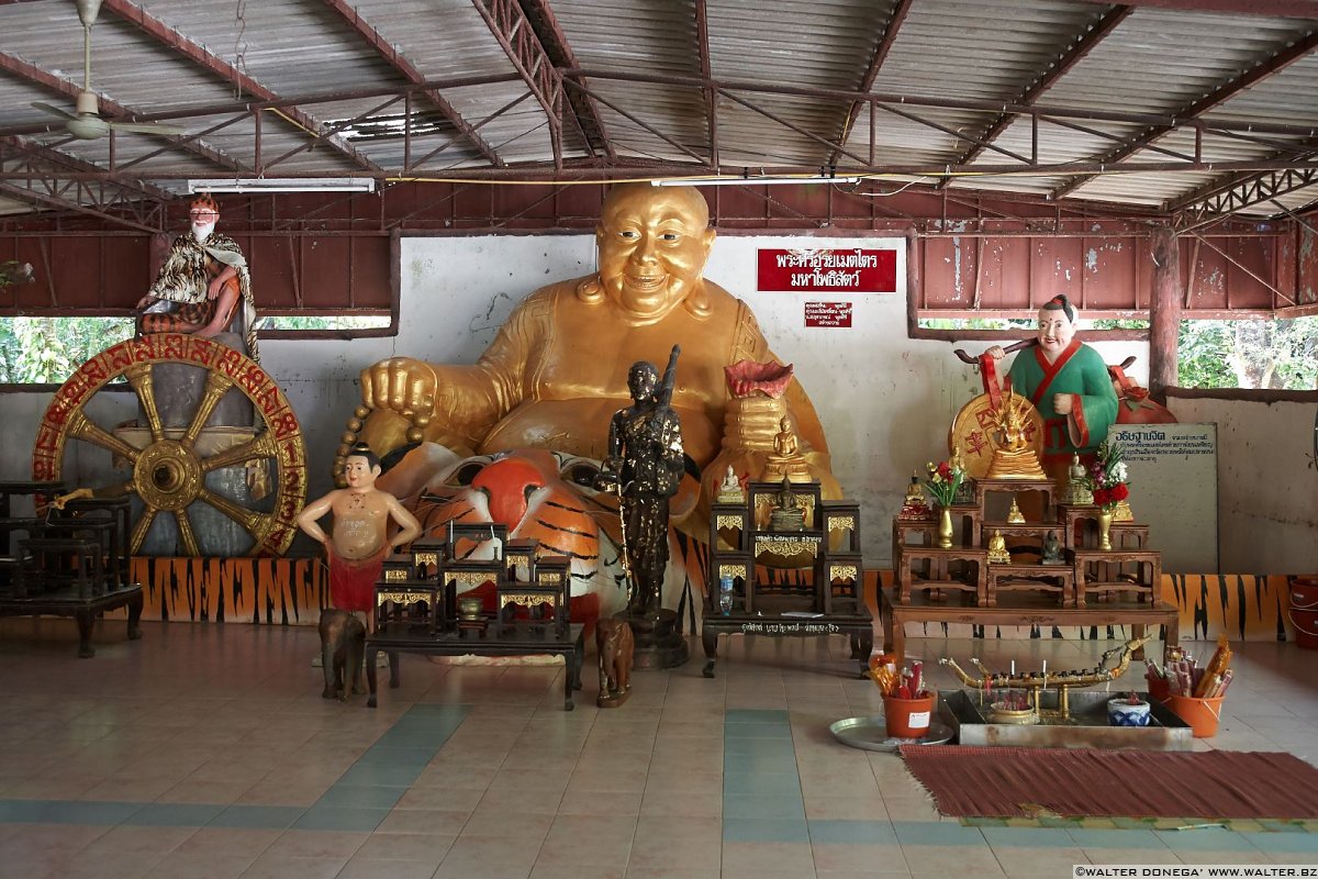 D29 Wat Tham Tapan