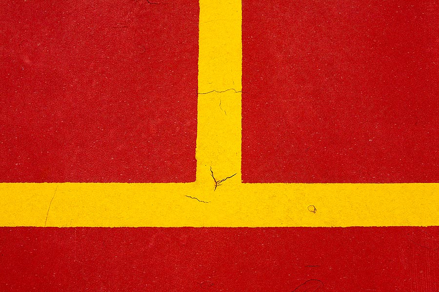 YELLOW AND RED Photoblog