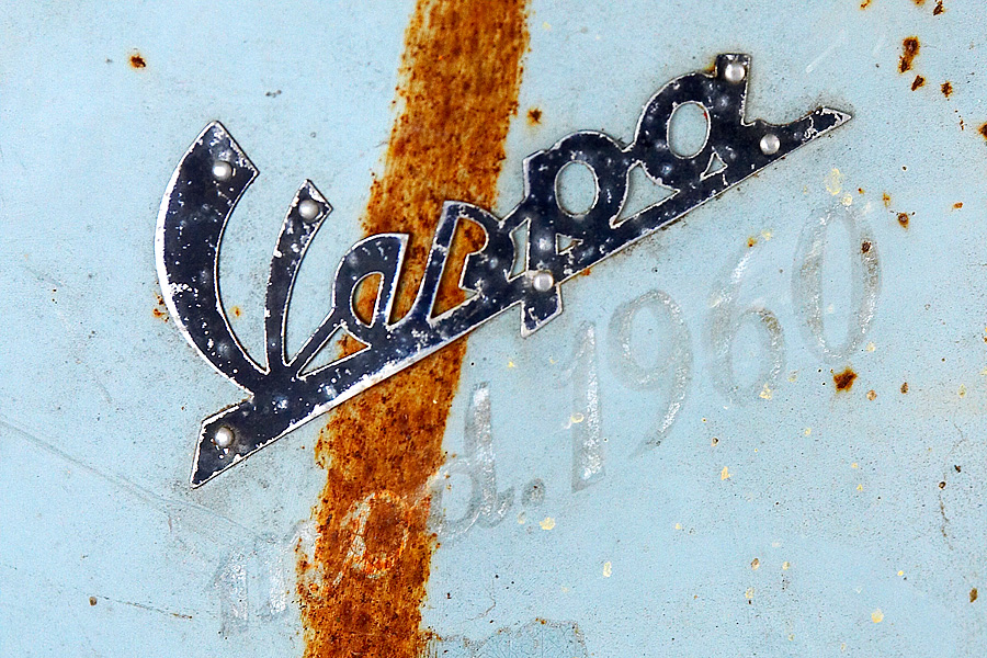 THE RUGGED VESPA MOD. 1960 Photoblog