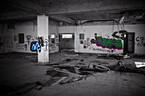 THE ABANDONED BEACH 5