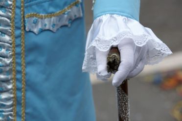 Le mani delle maschere al carnevale di Venezia 2013