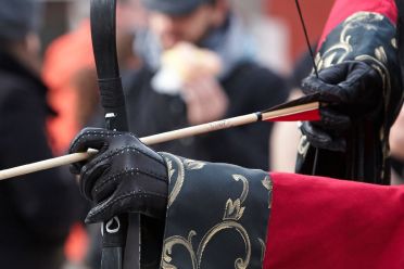 Le mani delle maschere al carnevale di Venezia 2013