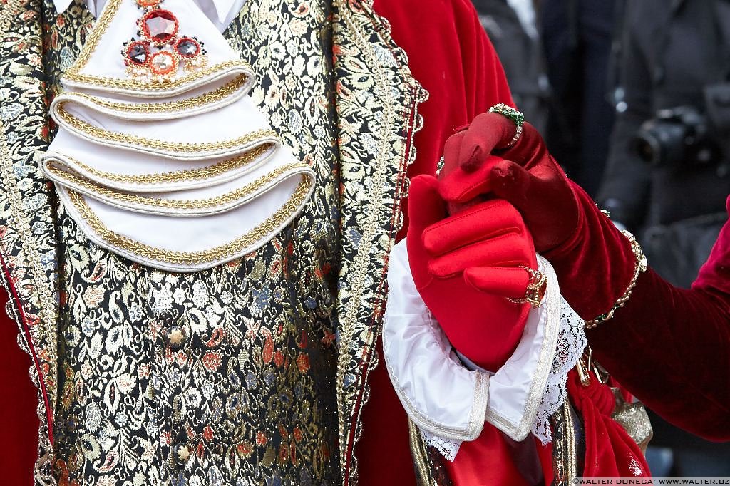 50 Le mani delle maschere al carnevale di Venezia 2013