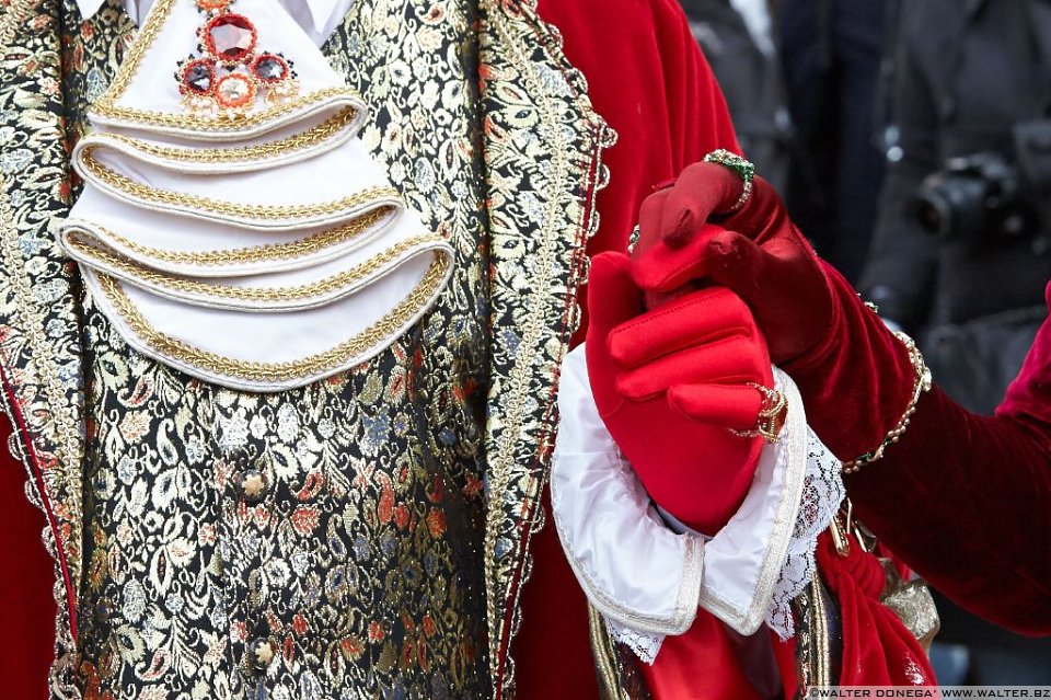 50 Le mani delle maschere al carnevale di Venezia 2013